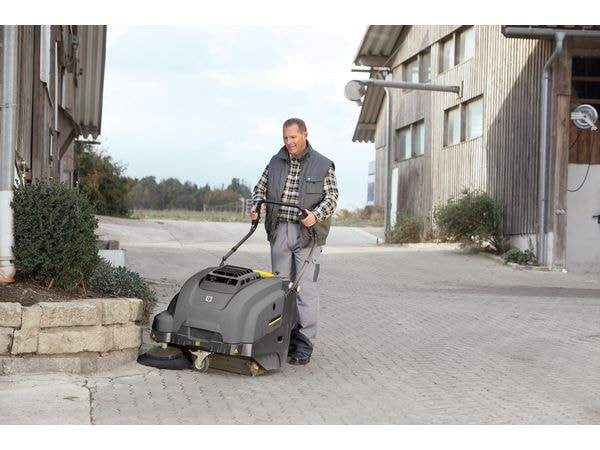 Kärcher Kehrmaschine Aktionsgerät